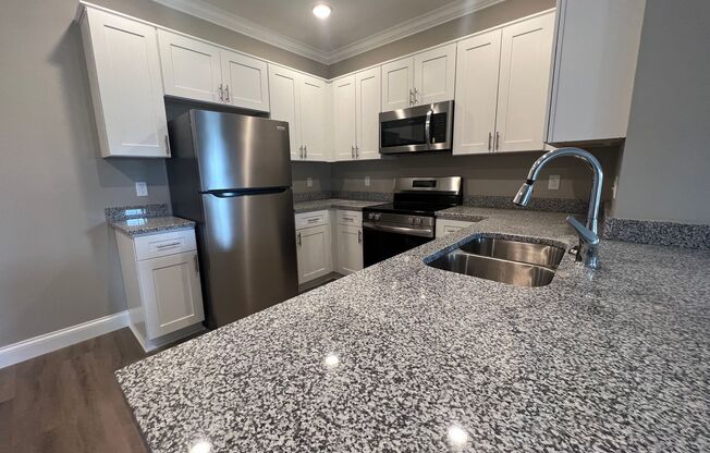 807 Brush Creek