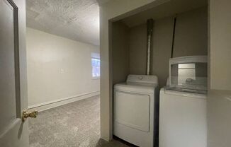 3 beds, 1 bath, 1,320 sqft, $1,550, Unit #2