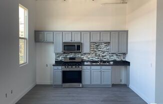 726 S Santa Fe Ave