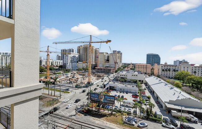 1 bed, 1 bath, 755 sqft, $2,550, Unit #426