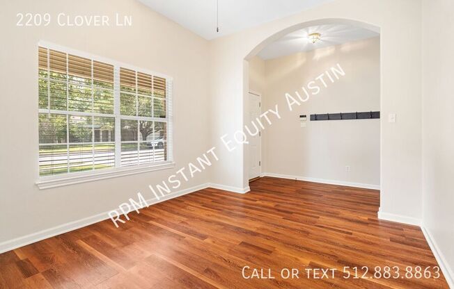 2209 CLOVER LN