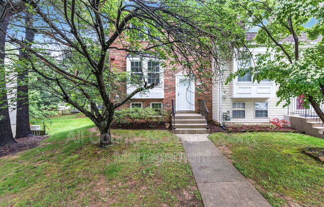 7612 INDIAN HLS DR