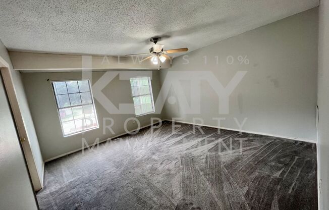 3 beds, 1.5 baths, $1,200