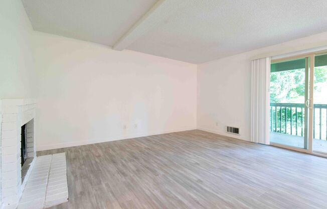 Woodridge Apartments