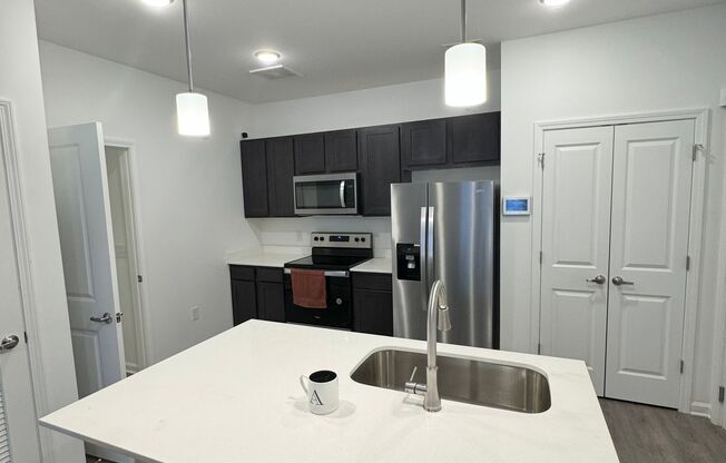 Beautiful New Apartments in Steele Creek!