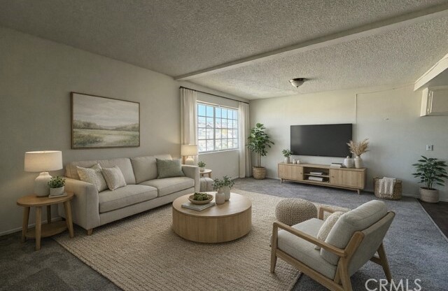 1530 W 204 ST