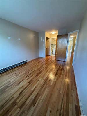 3 beds, 2 baths, $3,200