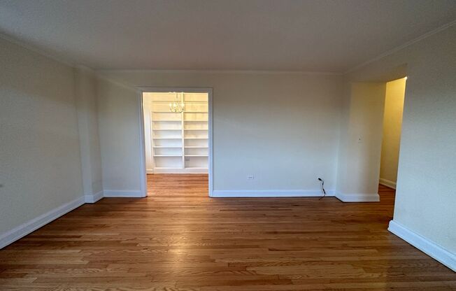 1 bed, 1 bath, 617 sqft, $1,850, Unit Wellington 902