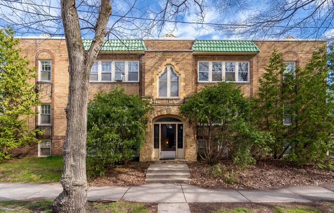 3020 W 28th Street