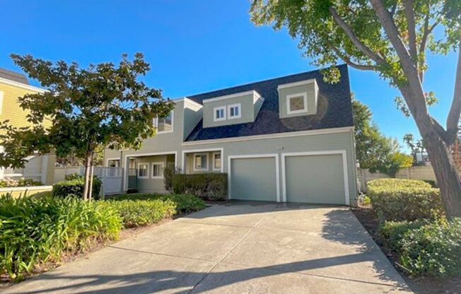 Beautifully updated 4 bedroom, 2.5 bathroom home in North Fremont