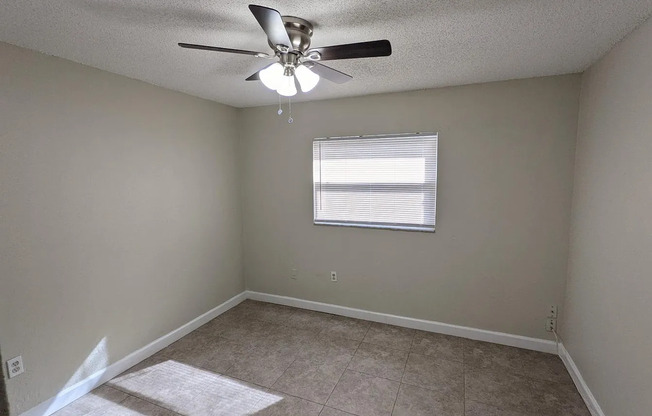 Lake Mary - 2 Bedroom, 1 Bathroom - $1,595.00