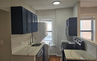 Renovated Apartments Laundry Included