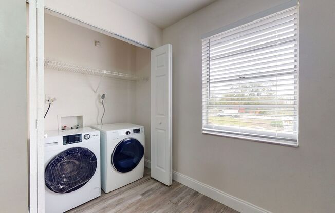 2 beds, 2 baths, 800 sqft, $1,800, Unit Unit 109