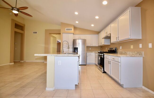 Excellent 4 bed 2 bath Ahwatukee Home!