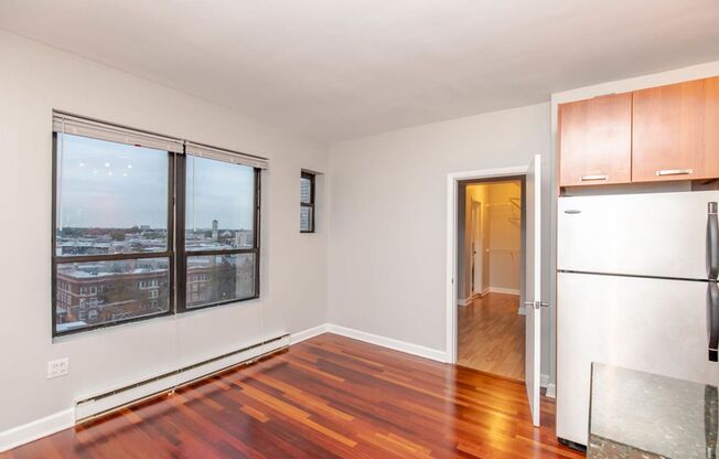 1 bed, 1 bath, $1,650, Unit 205