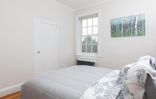 2 beds, 1 bath, 758 sqft, $3,200, Unit 43
