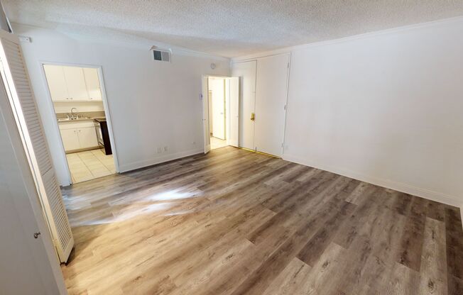 Studio, 1 bath, 450 sqft, $1,895