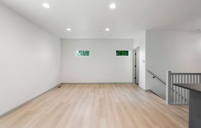 Quaker Condos - $300 Off Move-in Costs for May!