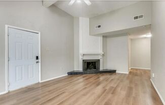 1 bed, 1 bath, 730 sqft, $1,600, Unit 1313