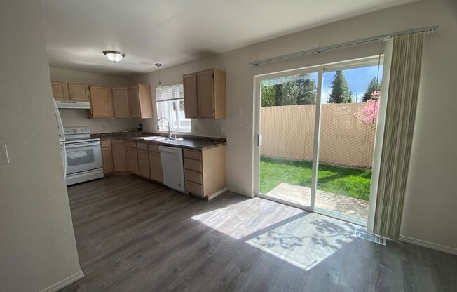 2991 Fruitland