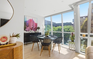 313 W 121 ST