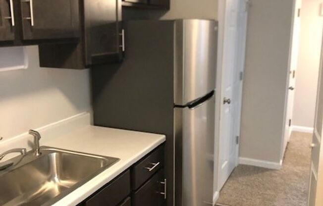 1 bed, 1 bath, 600 sqft, $767, Unit B13