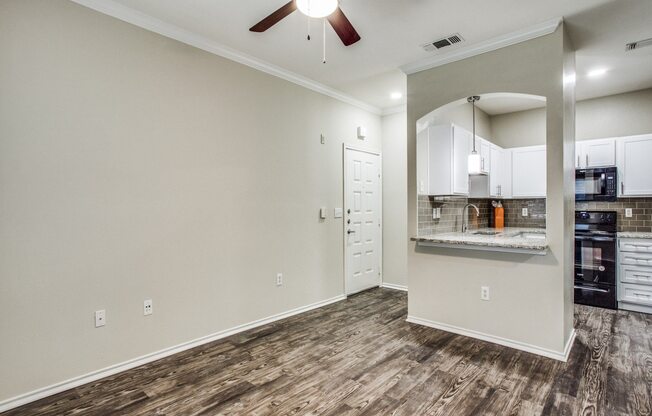 Kitchen Unit at The Canyons Apartments, Fort Worth, 76116