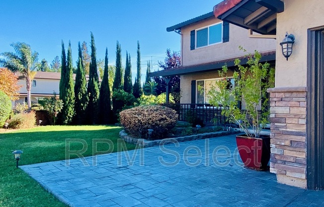 1757 BURBANK CT