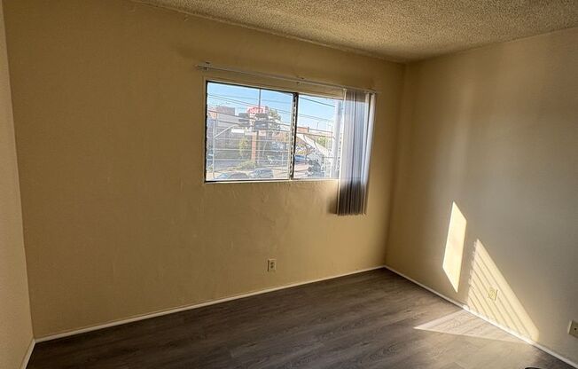 Midtown - 4729 San Vicente