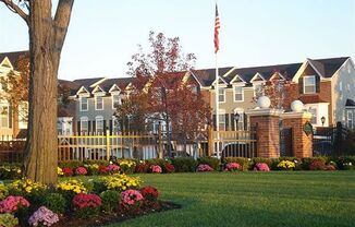 Greenview Square