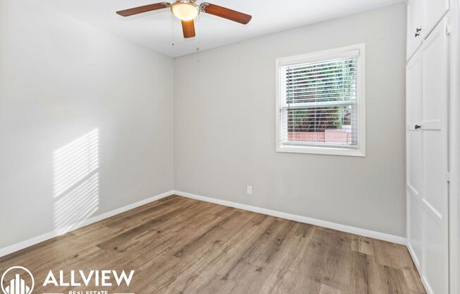 Rare Newly Renovated 5 Bath/2 Bath Available Now!