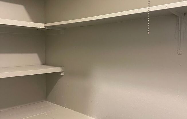 1 bed, 1 bath, 365 sqft, $950, Unit 12A