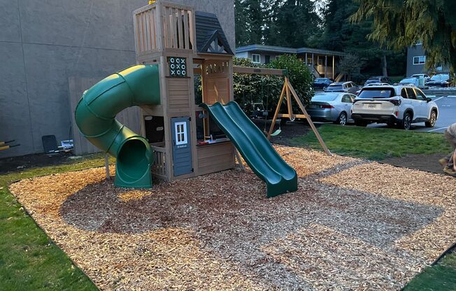 Edmonds Crest Apartments