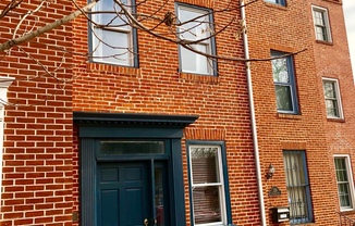 Stylish 3 Bedroom Townhome w/ Top Floor Deck in Ridgley's Delight!
