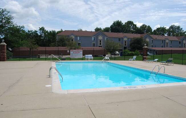 Large Sundeck with Wi Fi at Emerald Park Apartments in Kalamazoo, MI 49001