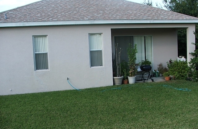 4 beds, 2 baths, $2,100