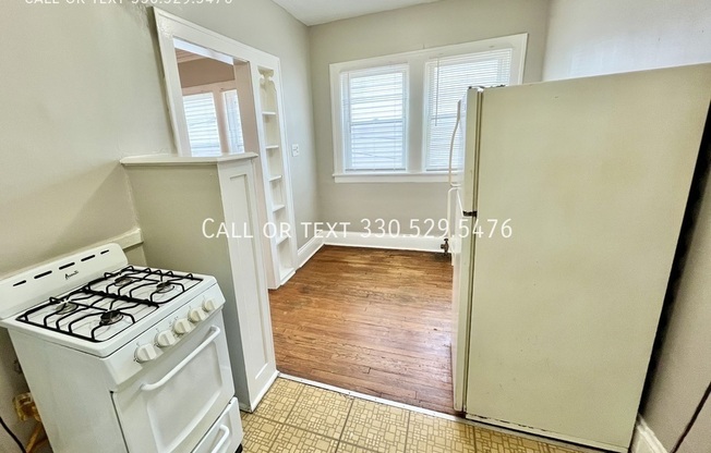1380 W 112 ST