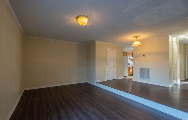 2 beds, 1.5 baths, $1,300, Unit 2240 Forest Acre Drive