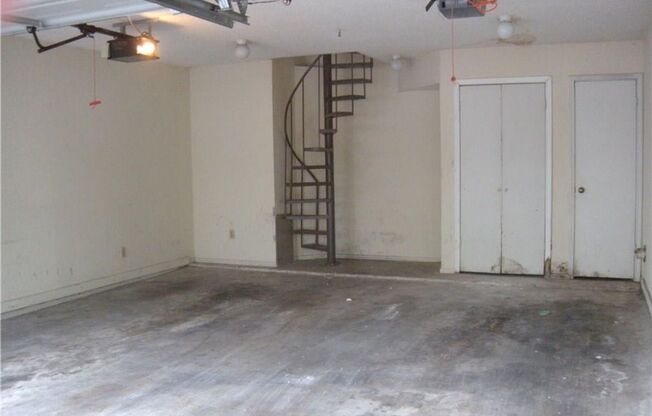 2 beds, 2.5 baths, $2,000