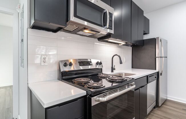 1 bed, 1 bath, 457 sqft, $1,345, Unit 33