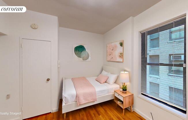 Studio, 1 bath, 300 sqft, $2,700, Unit 2D