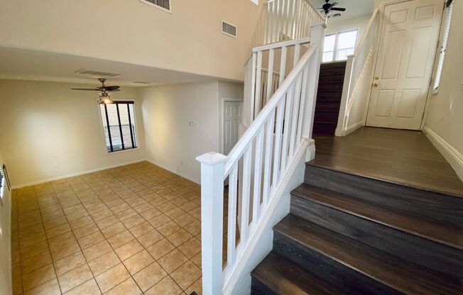 3 beds, 3 baths, $2,050