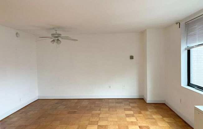 Studio, 1 bath, $1,400