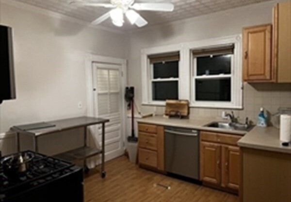 252 SPG ST