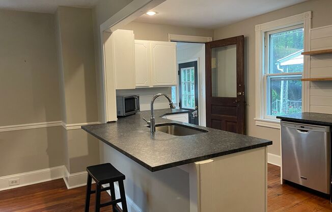 Charming & Spacious 3-Bedroom Home in the Heart of Strasburg!