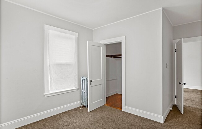 9 SUMNER SQ
