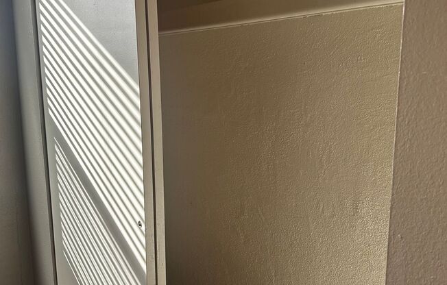 1 bed, 1 bath, 575 sqft, $1,199, Unit 55