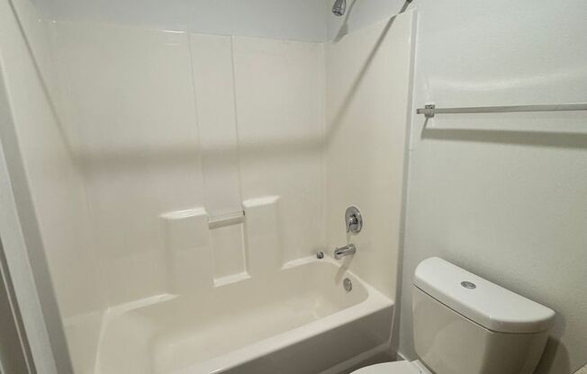 Studio, 1 bath, 176 sqft, $1,550, Unit 2207