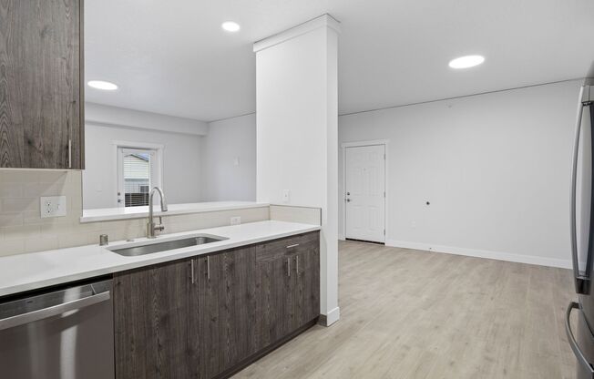 2 beds, 2 baths, 1,271 sqft, $1,750, Unit H-308