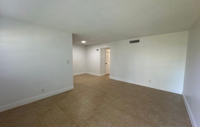 1 bed, 1 bath, $1,595, Unit 121